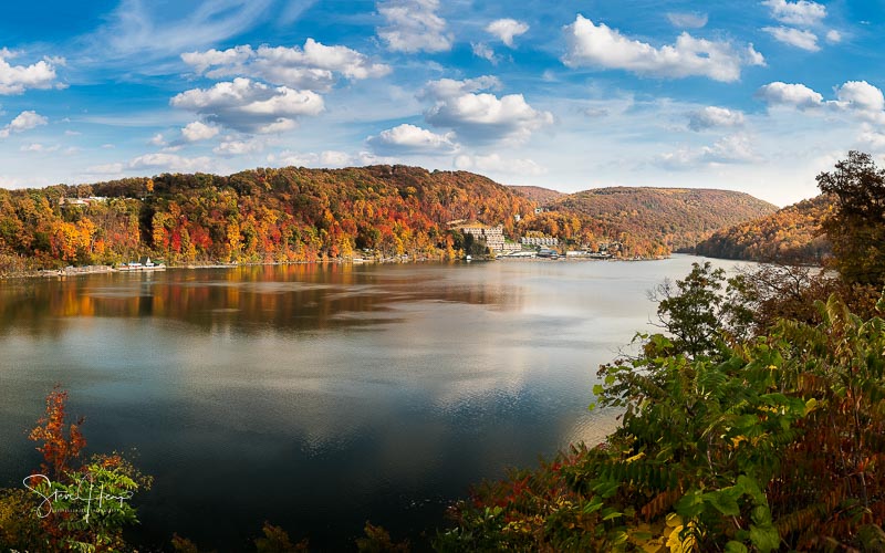 Fall colors on Cheat Lake Morgantown